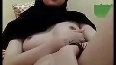 Sieta Jilbab Tocil Spill Memeknya.mp4
